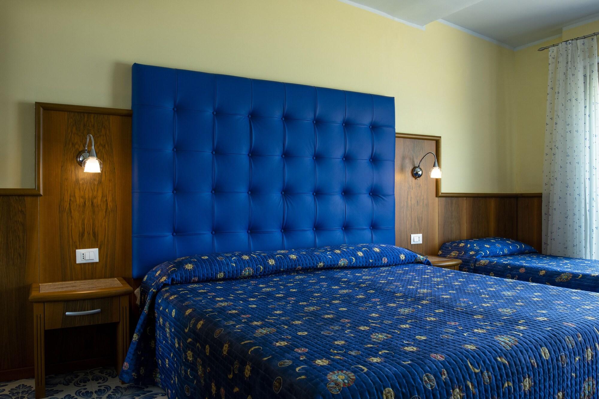 Hotel Panoramic Giardini Naxos Ngoại thất bức ảnh