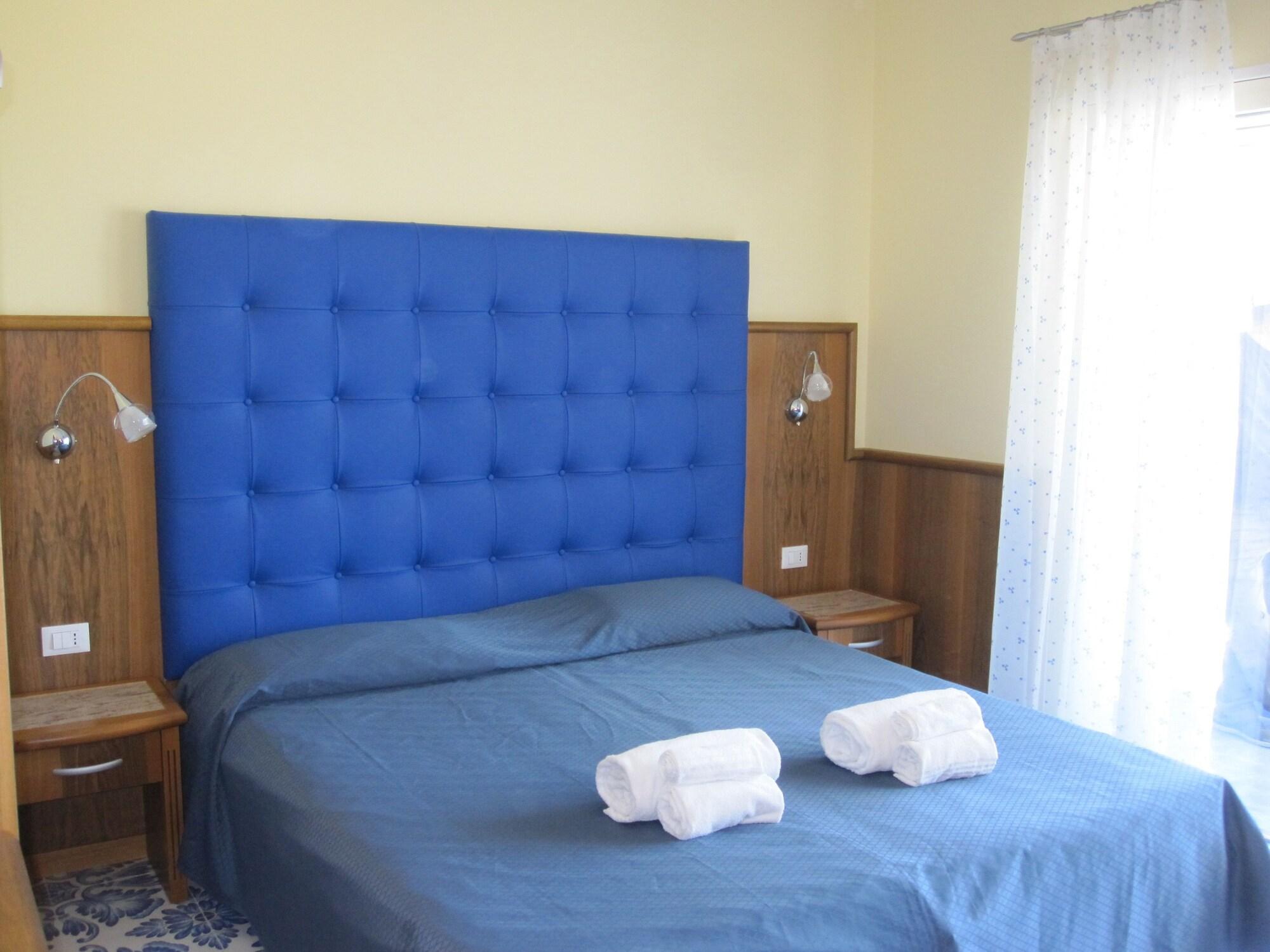 Hotel Panoramic Giardini Naxos Ngoại thất bức ảnh