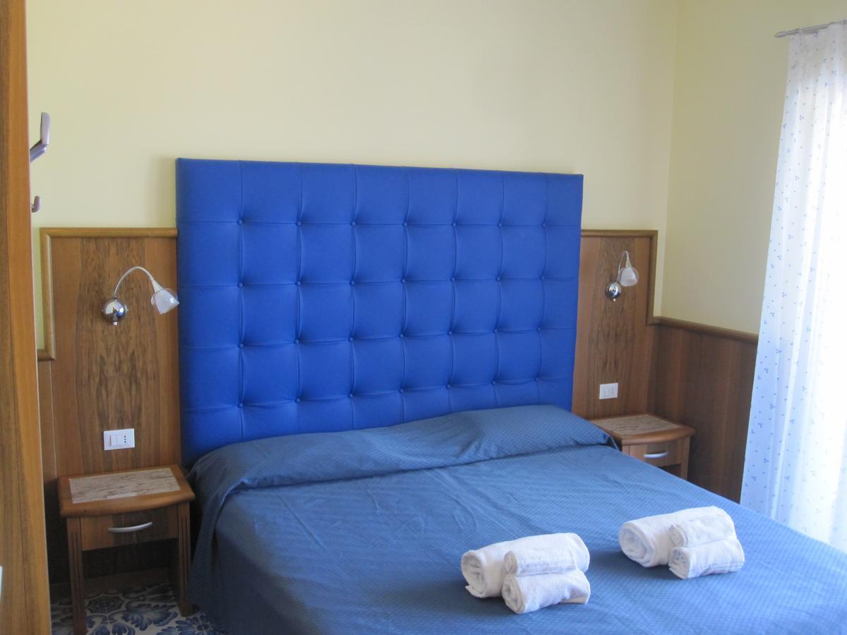 Hotel Panoramic Giardini Naxos Ngoại thất bức ảnh