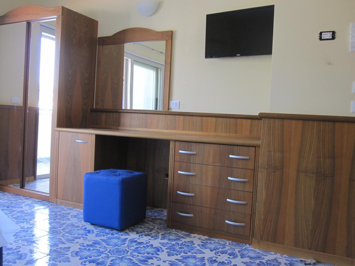 Hotel Panoramic Giardini Naxos Ngoại thất bức ảnh